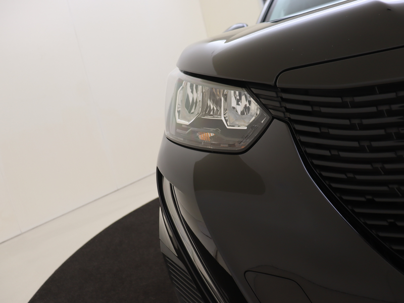 Peugeot e-2008 EV 136PK Allure Pack 50 kWh Camera | Apple Carplay — photo 13