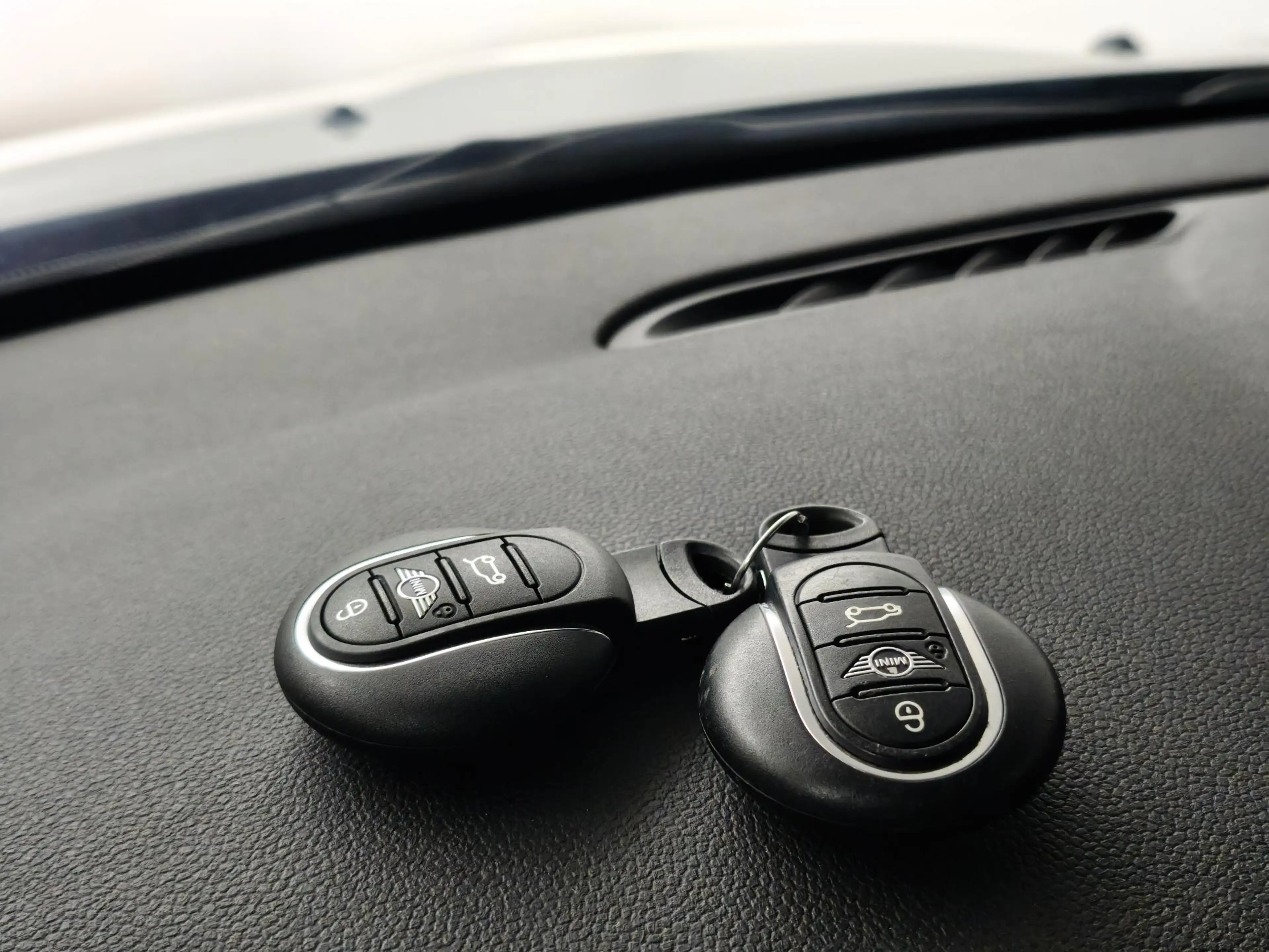 MINI Cooper 5-Deurs 1.5 Camden Edition | Navigatie | Parkeerse — photo 14