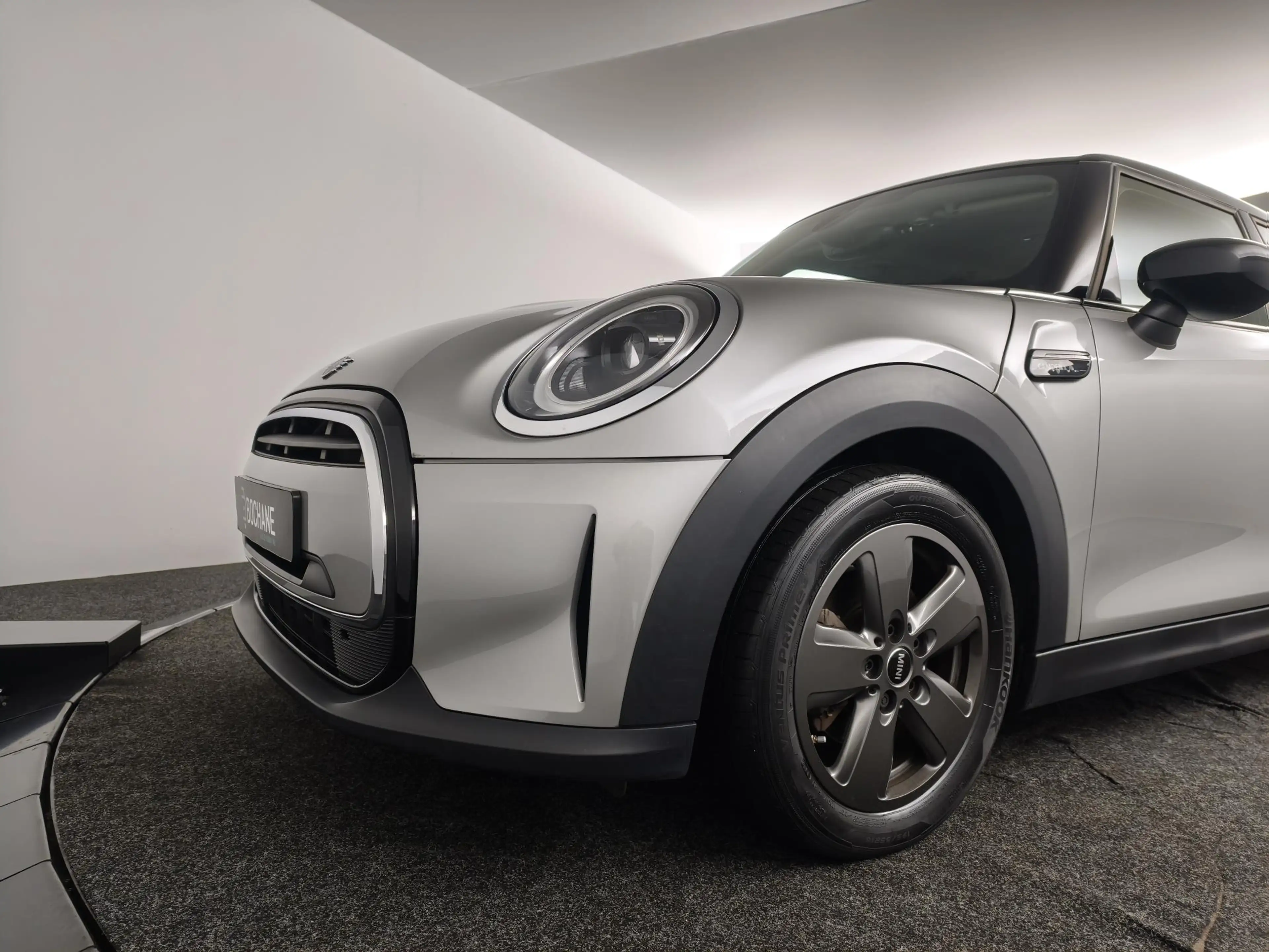 MINI Cooper 5-Deurs 1.5 Camden Edition | Navigatie | Parkeerse — photo 27