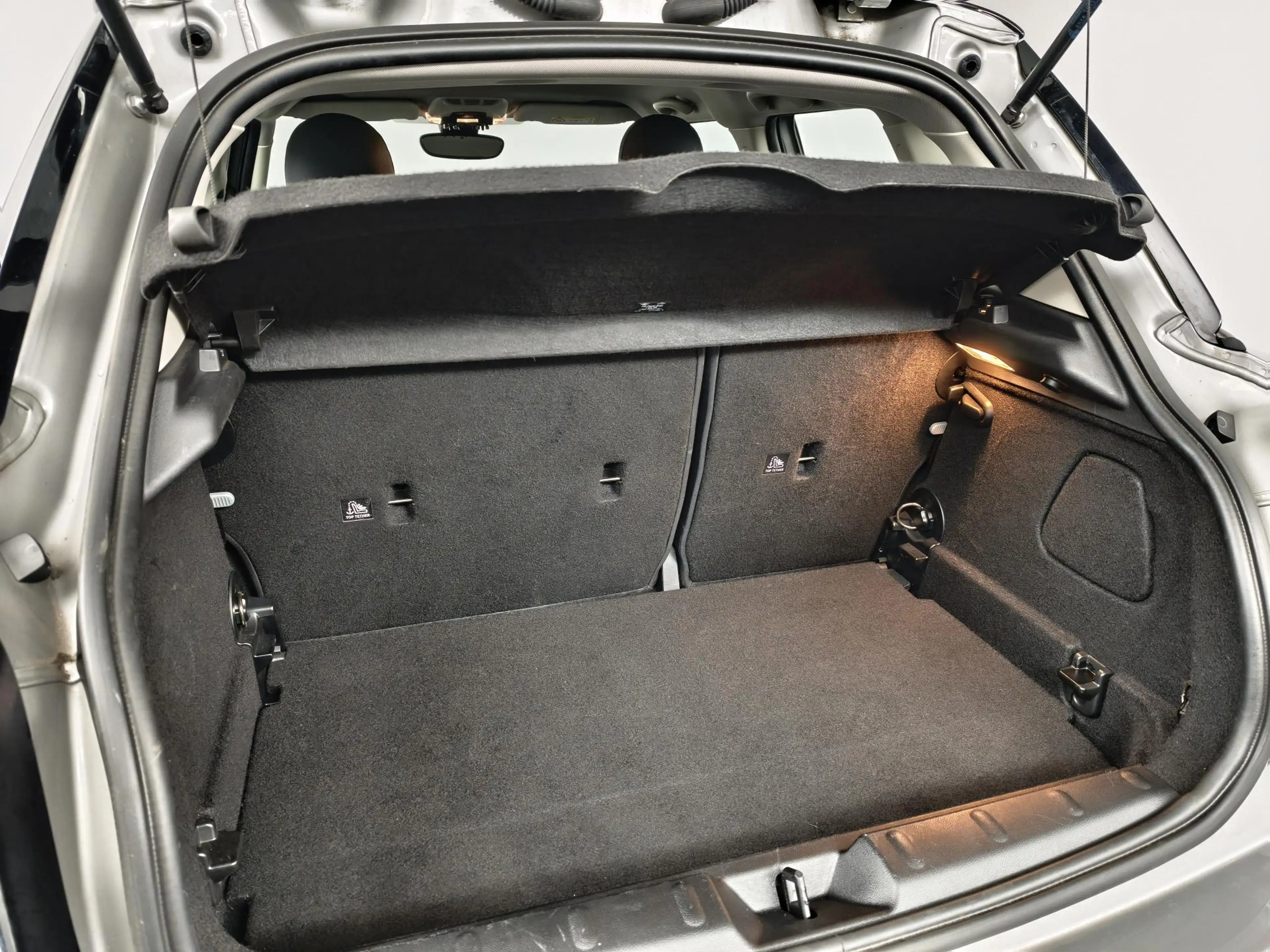 MINI Cooper 5-Deurs 1.5 Camden Edition | Navigatie | Parkeerse — photo 9