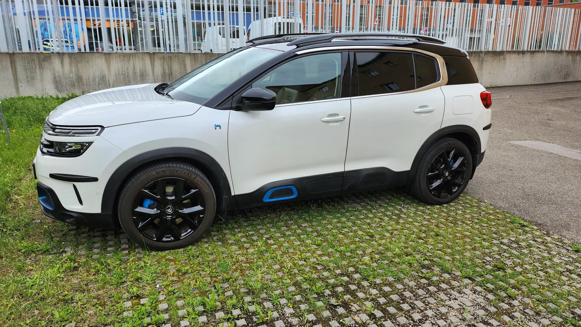 Citroen C5 Aircross C5 Aircross Hybrid 225 e.EAT8 SHINE PACK - 1