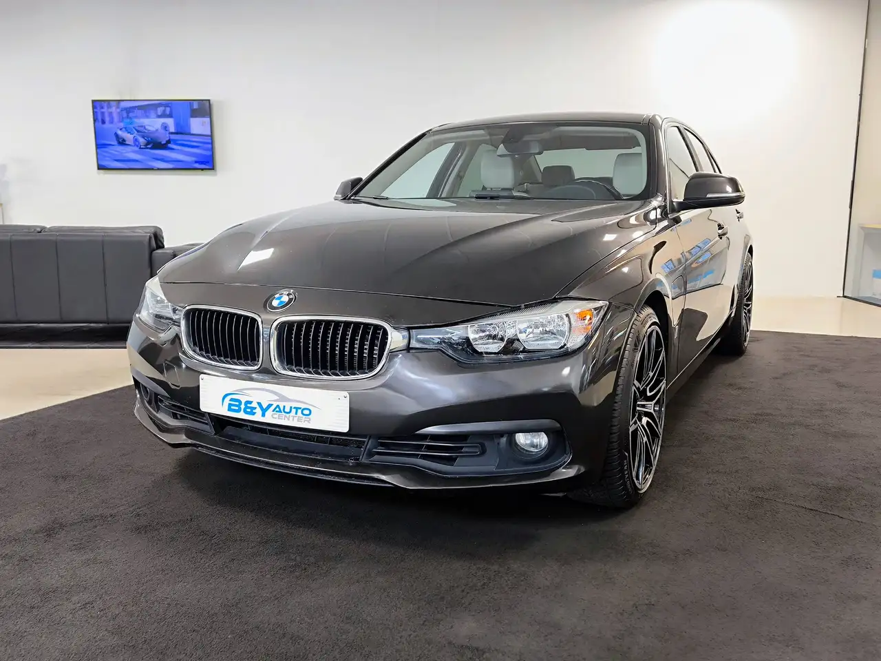 BMW 330