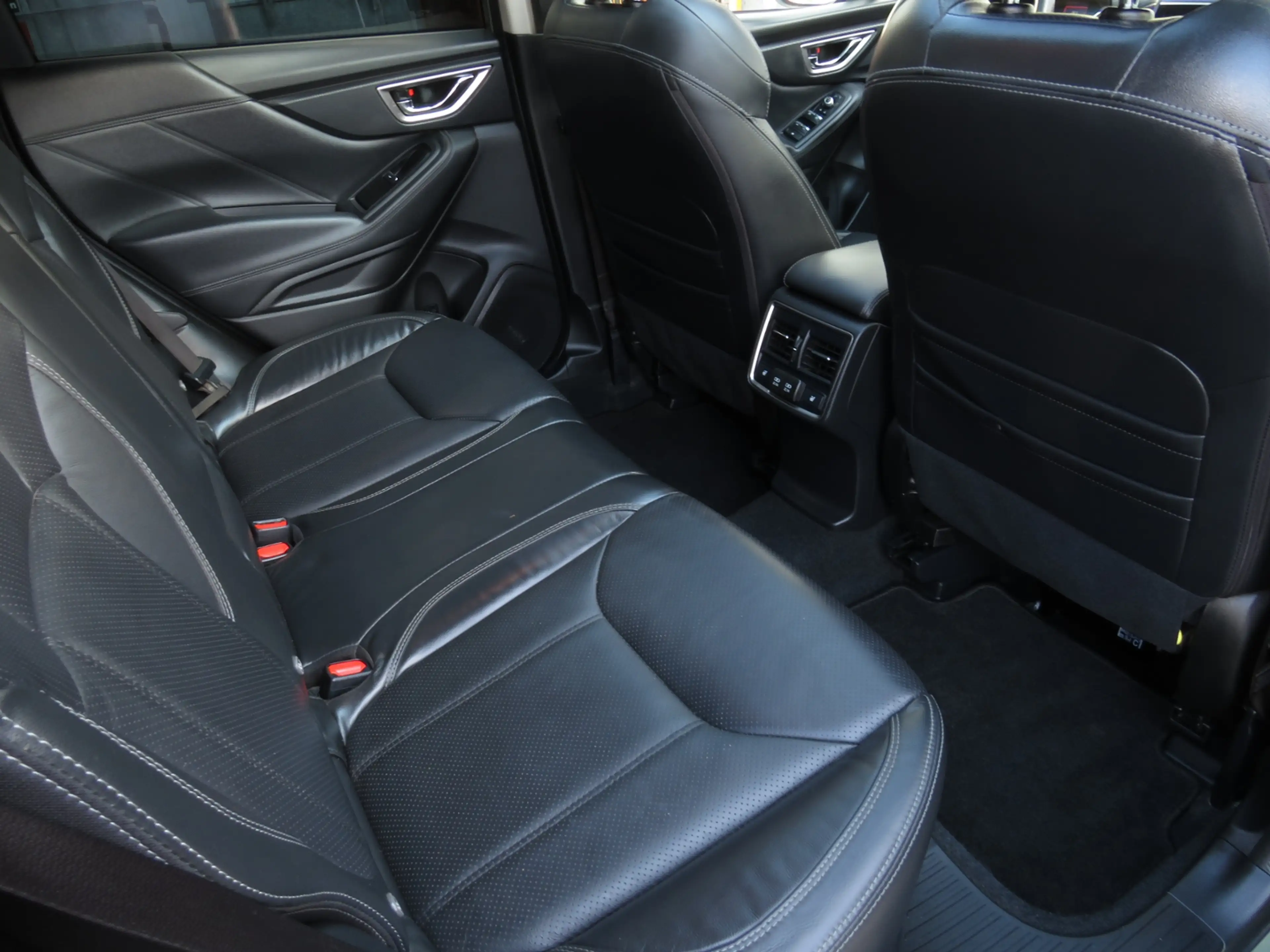 Subaru Forester Platinum — photo 9