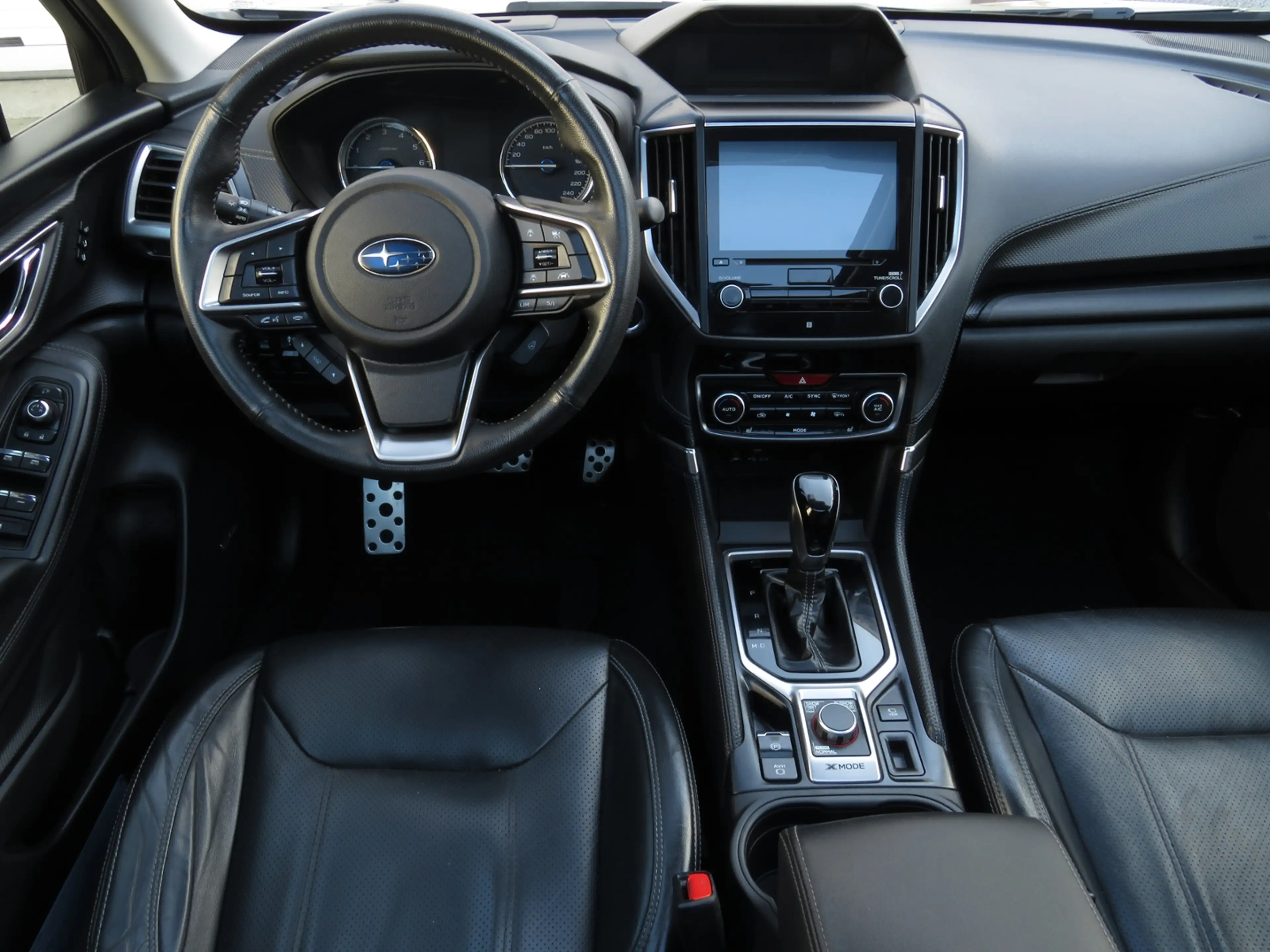 Subaru Forester Platinum — photo 10