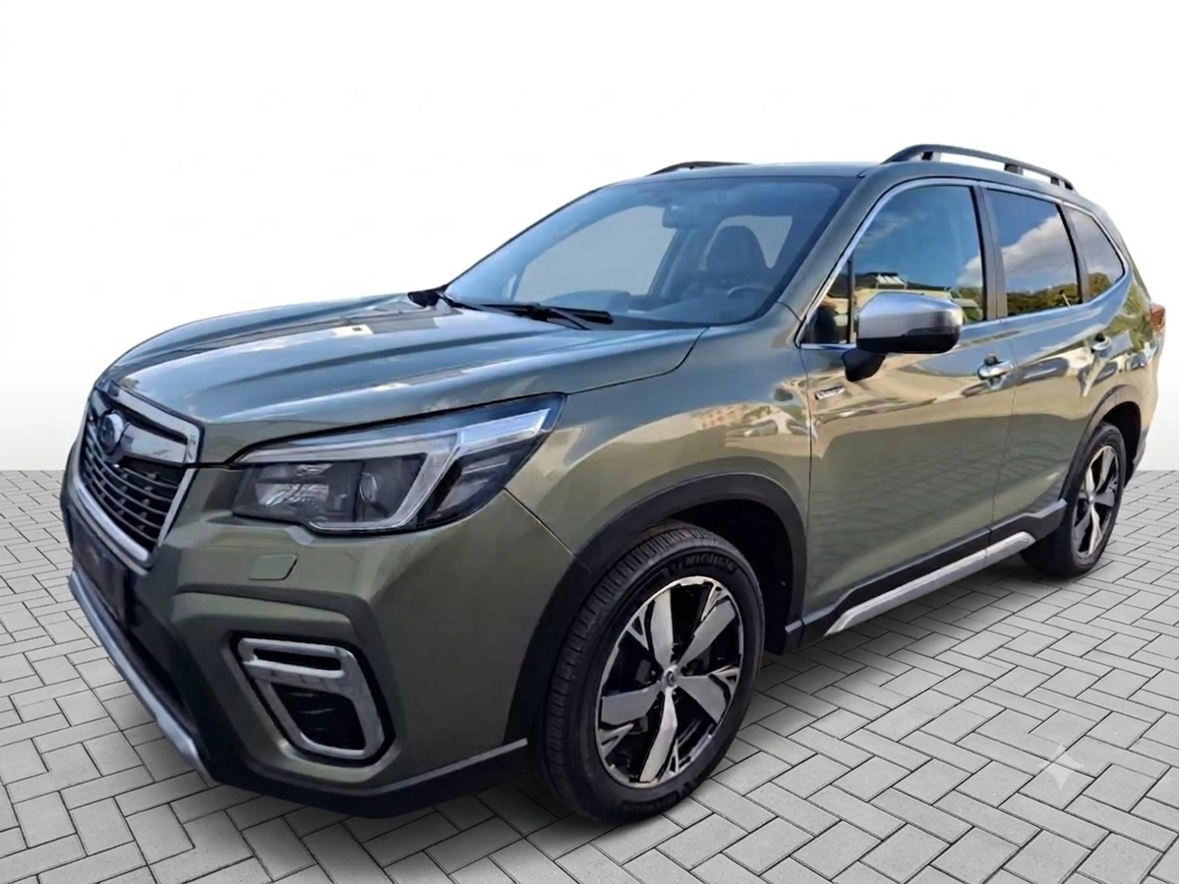 Subaru Forester Platinum — photo 2