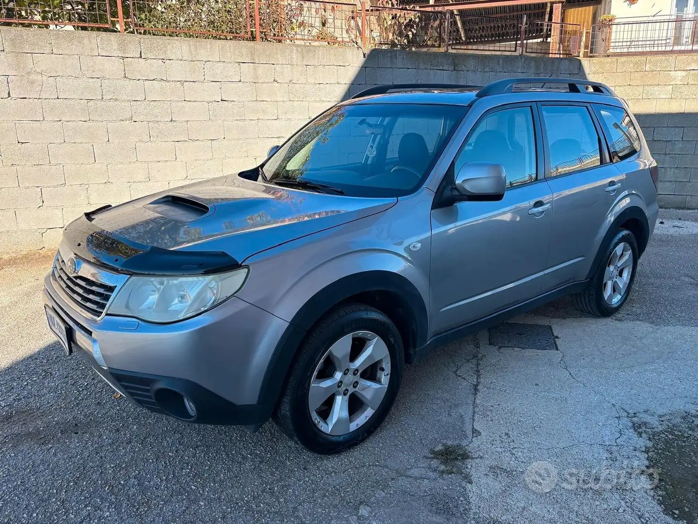 Subaru Forester Forester III 2010 2.0d 4×4 Grijs - 1