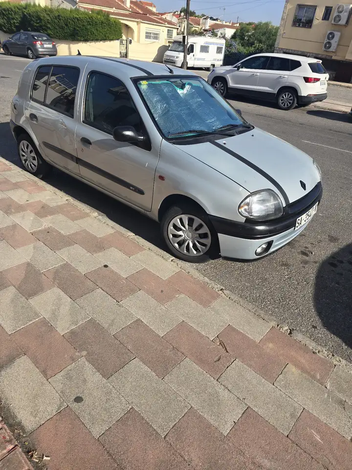 Renault Clio 1.2 RT, foto 10