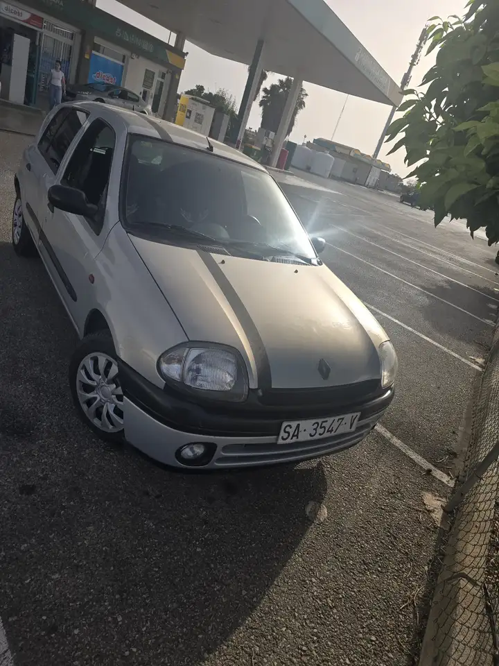Renault Clio 1.2 RT, foto 5