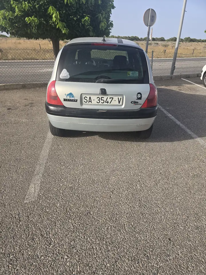 Renault Clio 1.2 RT, foto 8