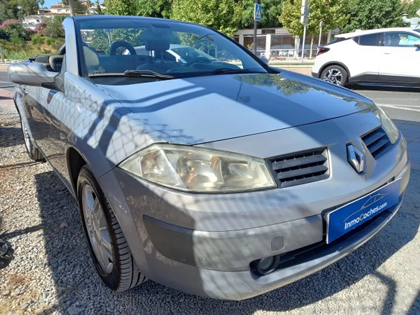 Renault Megane C.C. 1.6 Confort Dynamique Aut. Gris - 1