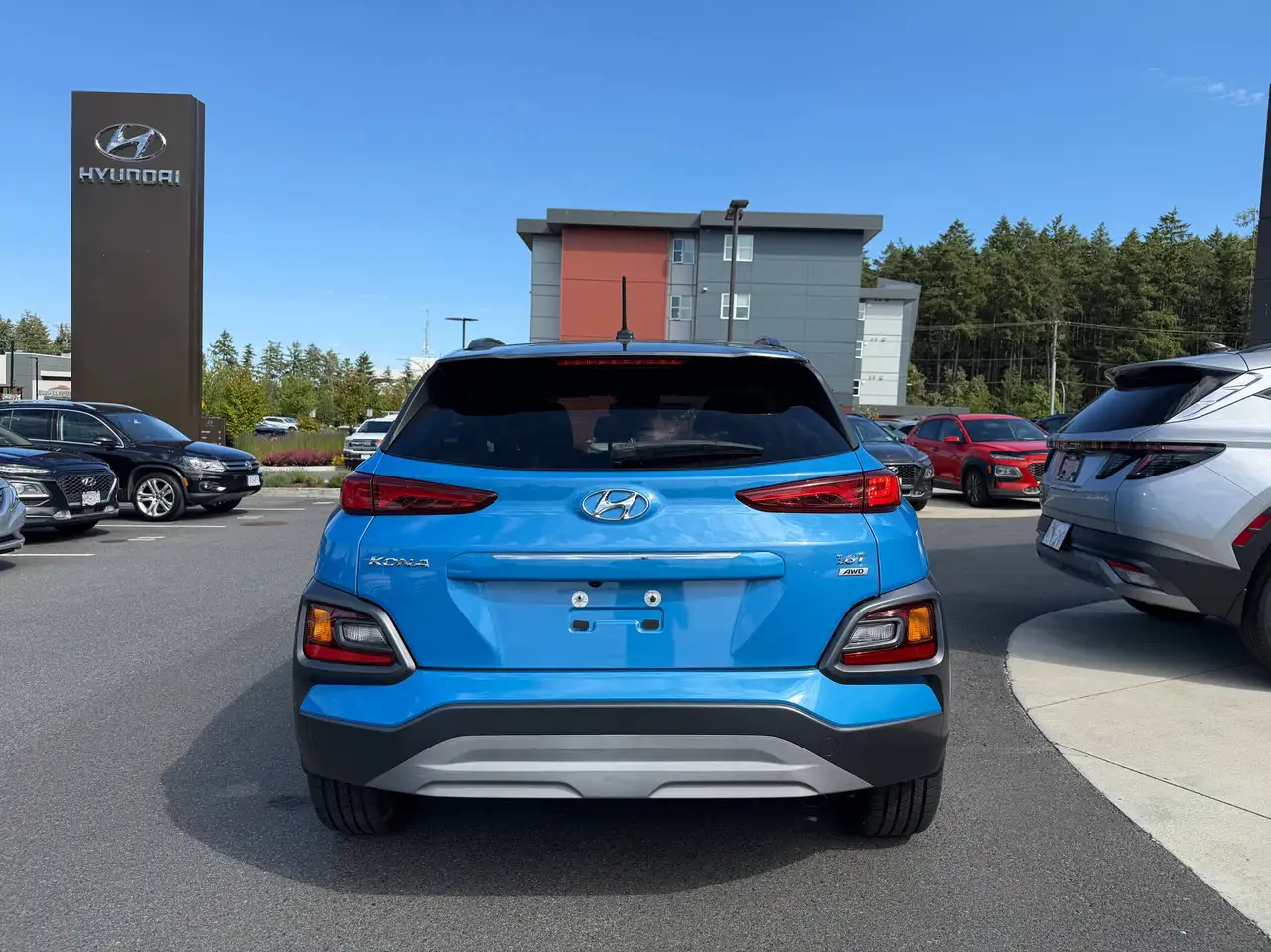 Hyundai KONA снимка Hyundai KONA