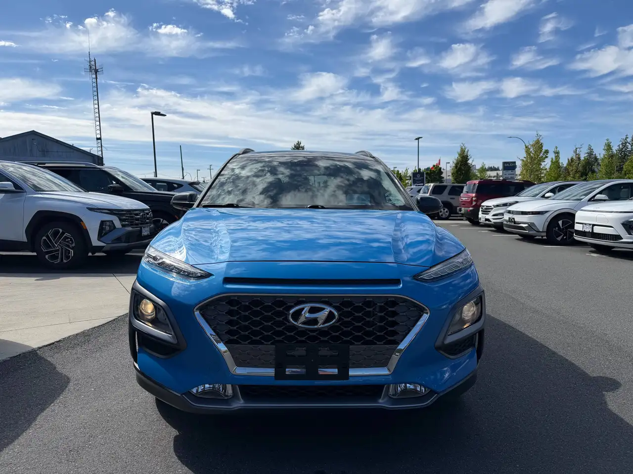 Hyundai KONA снимка Hyundai KONA