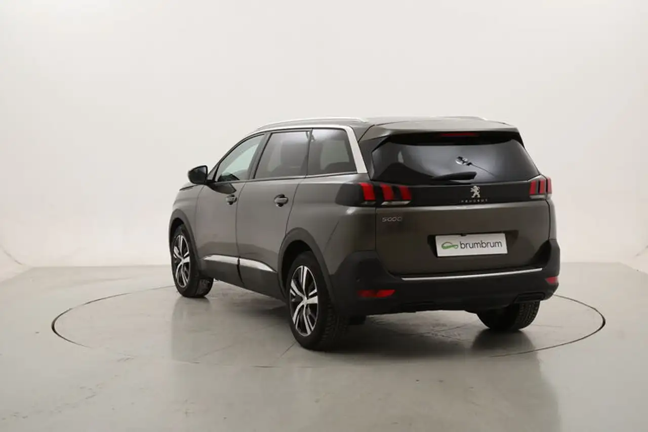 Peugeot 5008 Allure EAT8 7 posti 1.5 Diesel 131CV, миниатюра 3