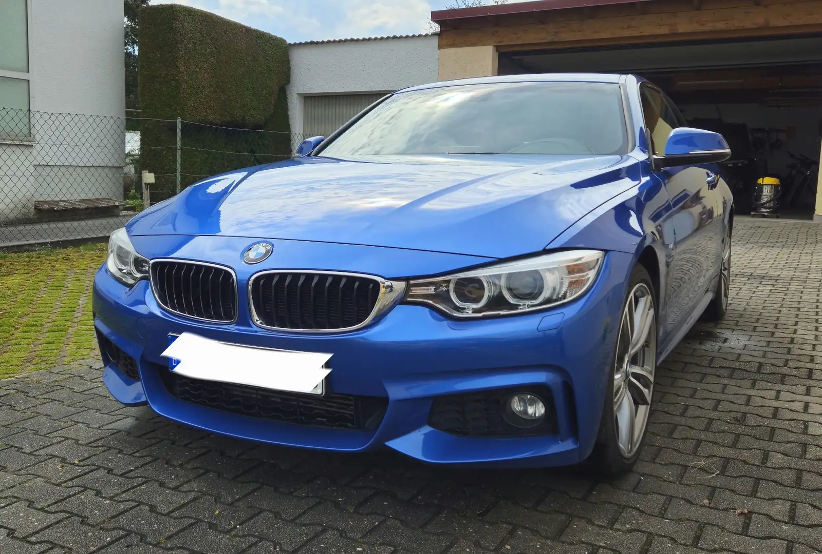BMW 420 BMW 420i M-Paket (F32) Azul - 1