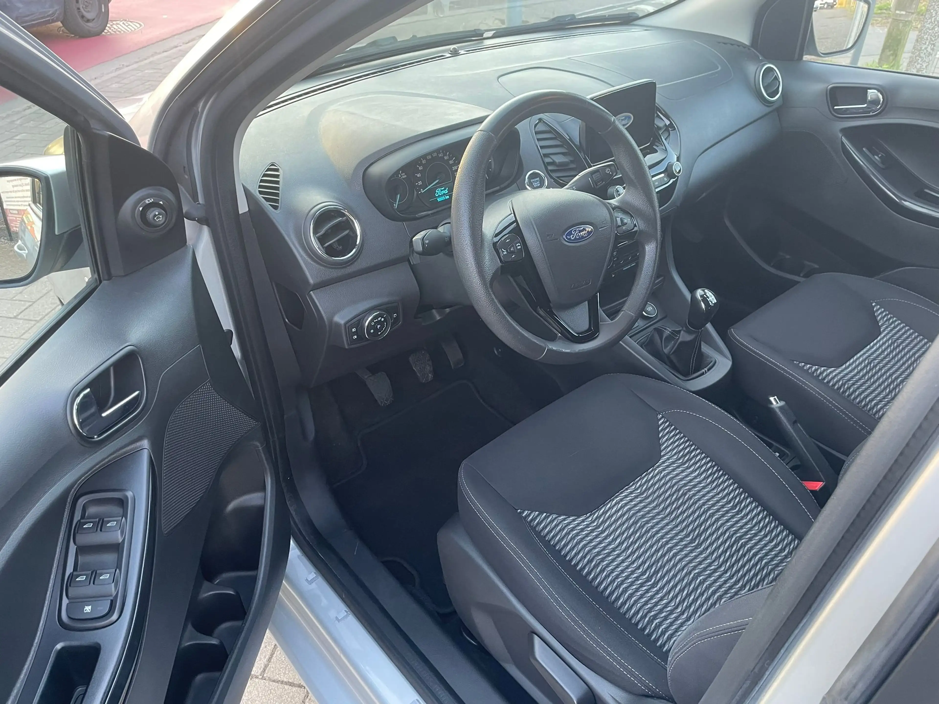 Ford Ka/Ka+ Ka 1.2i Ultimate (EU6.2) — photo 15