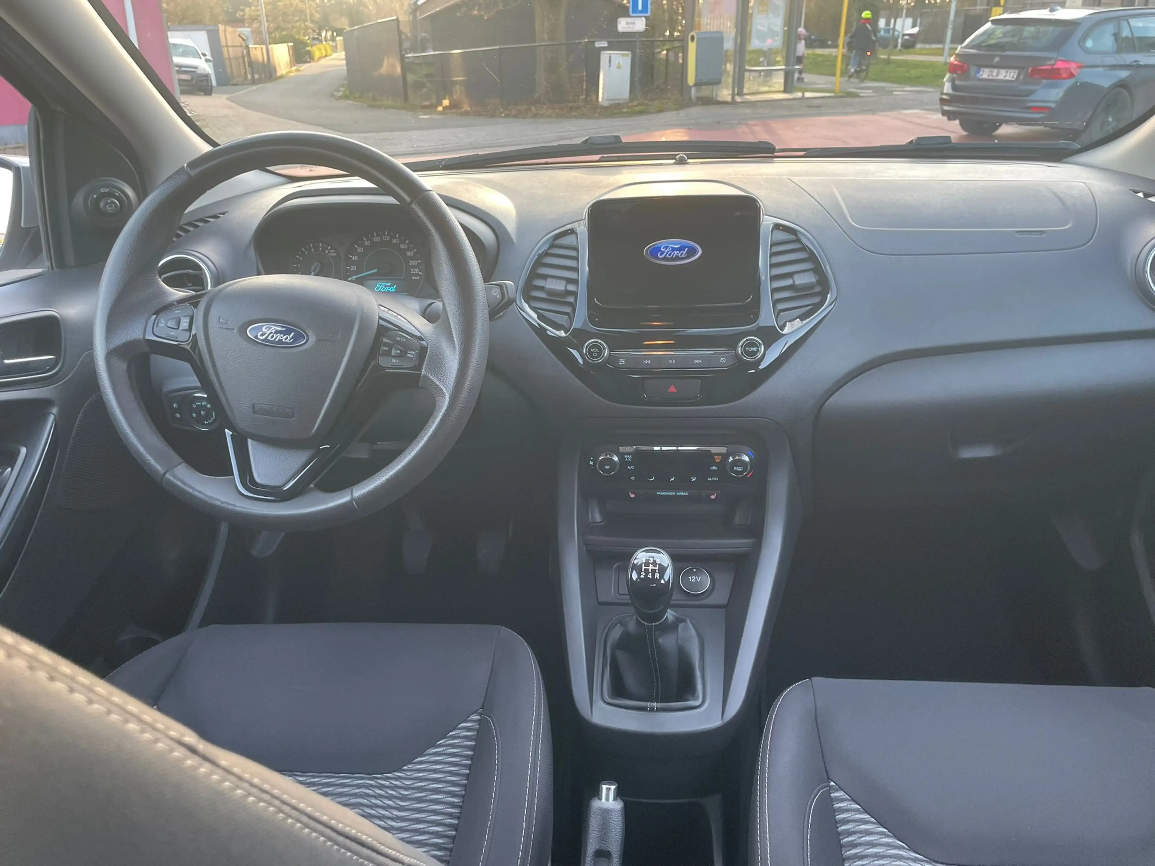 Ford Ka/Ka+ Ka 1.2i Ultimate (EU6.2) — photo 10
