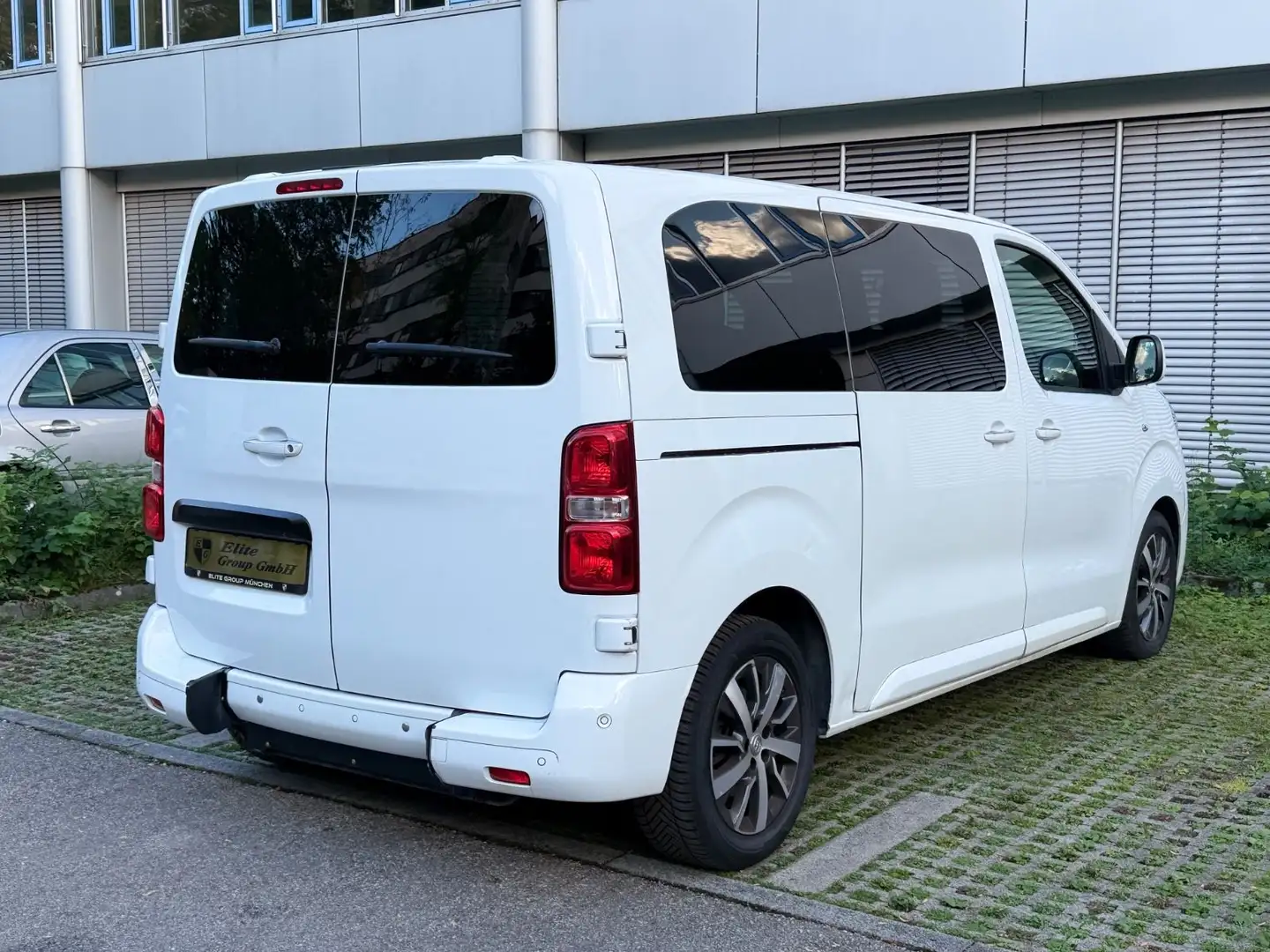 Toyota Proace Verso Shuttle*8-Sitzer*Head*netto 22.588 Blanc - 2