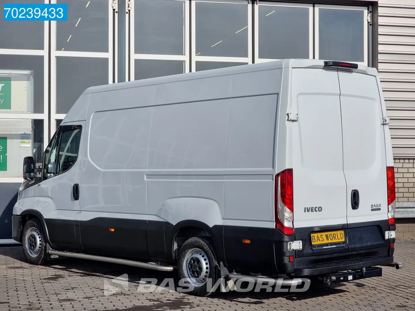Iveco Daily 35S14 Automaat Nwe model L2H2 3500kg trekhaak Airc Weiß - 2