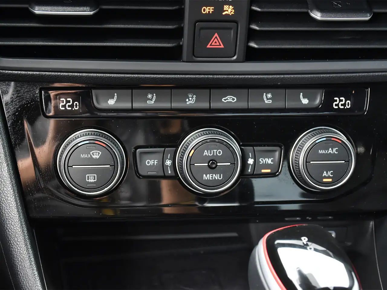 Volkswagen Jetta photo Volkswagen Jetta