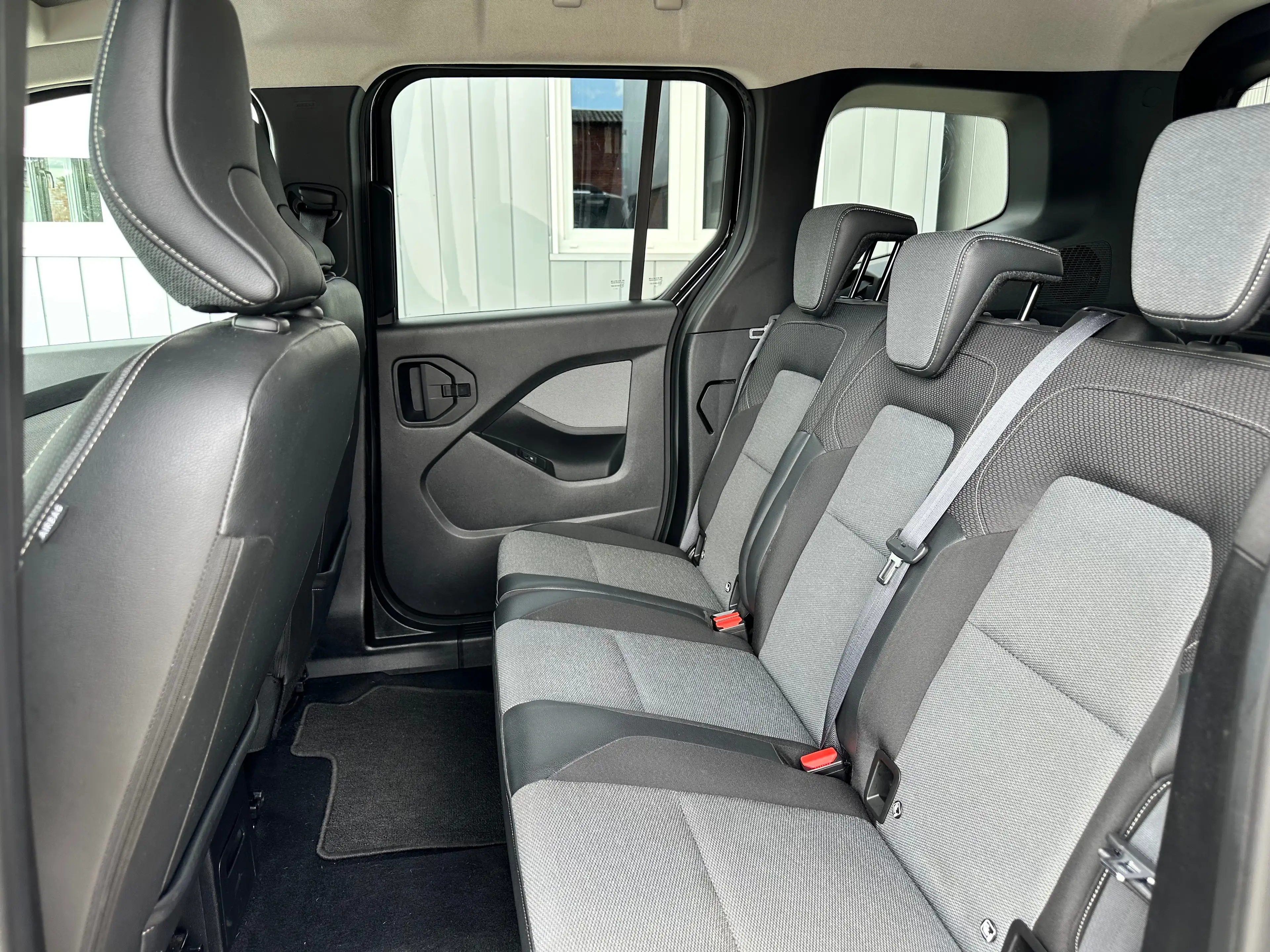 Renault Kangoo Kangoo 1.3 TCe Techno ** 12M Garantie ** — photo 10