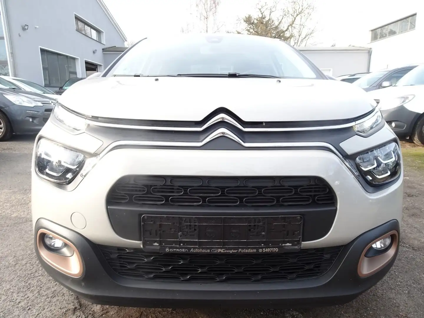 Citroen C3 C-Series 1.2, 81kW, KLIMATR-SHZ-TEMPOM-NAV Grigio - 2