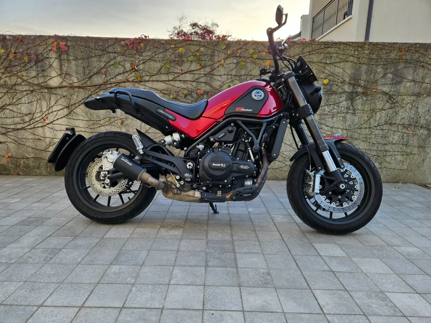 Benelli Leoncino 500 Roşu - 2