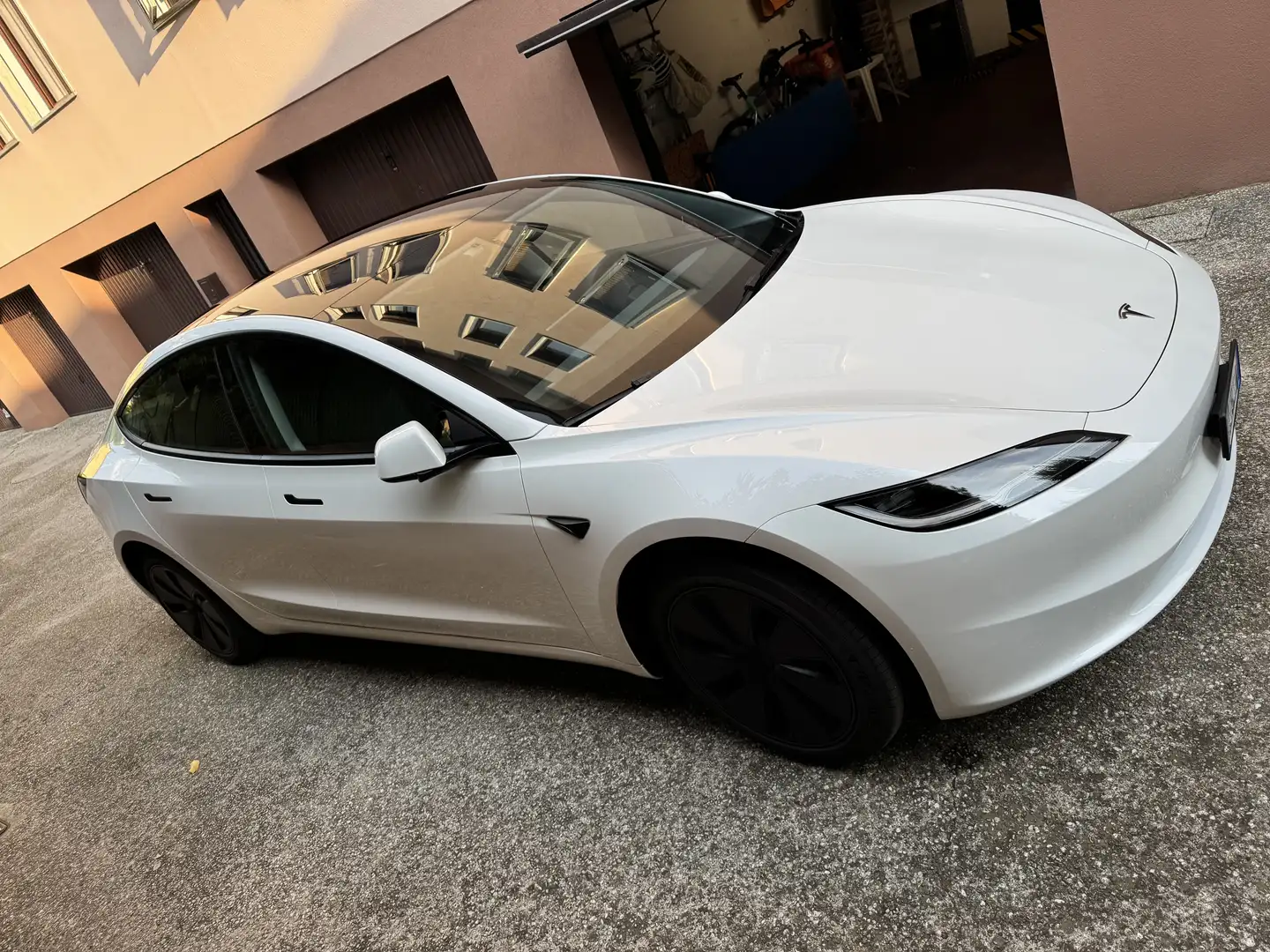 Tesla Model 3 Standard rwd Plus - 2