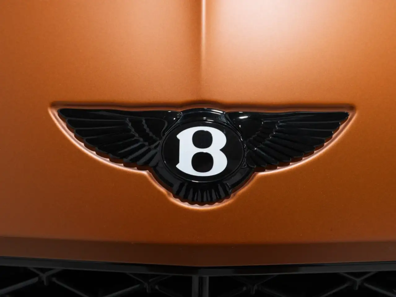 Bentley Continental GT 2025 — фото 13