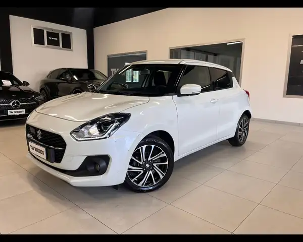 Suzuki Swift 1.2 Hybrid Top