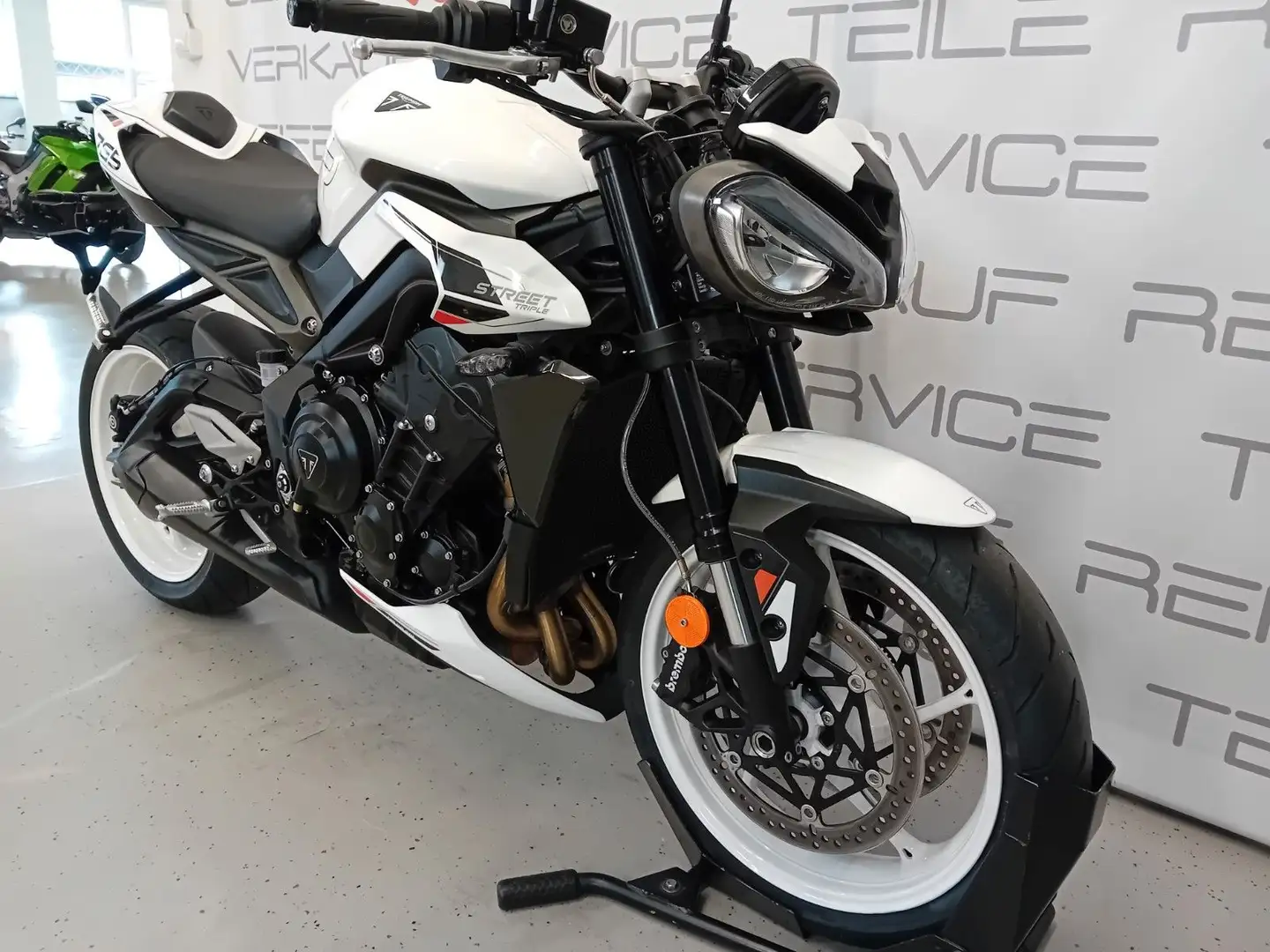 Triumph Street Triple 765 R  A2 Blanco - 2