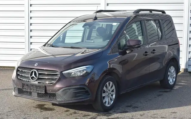 Mercedes-Benz Classe T T180 Aut EDITION LEDER+NAVI PLUS+AHK+CAM+KEYLESS