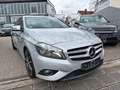Mercedes-Benz A 180 1.6  BlueEfficiency*AHK*KLIMA*PARKASSIST* Zilver - thumbnail 3