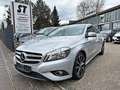 Mercedes-Benz A 180 1.6  BlueEfficiency*AHK*KLIMA*PARKASSIST* Zilver - thumbnail 1