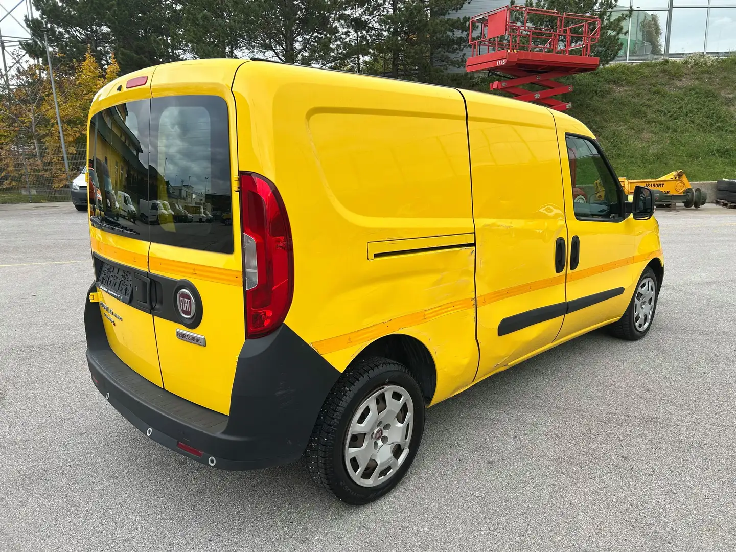 Fiat Doblo Doblo Cargo MAXI 1,3 MultiJet nur 51000 Km Gelb - 2