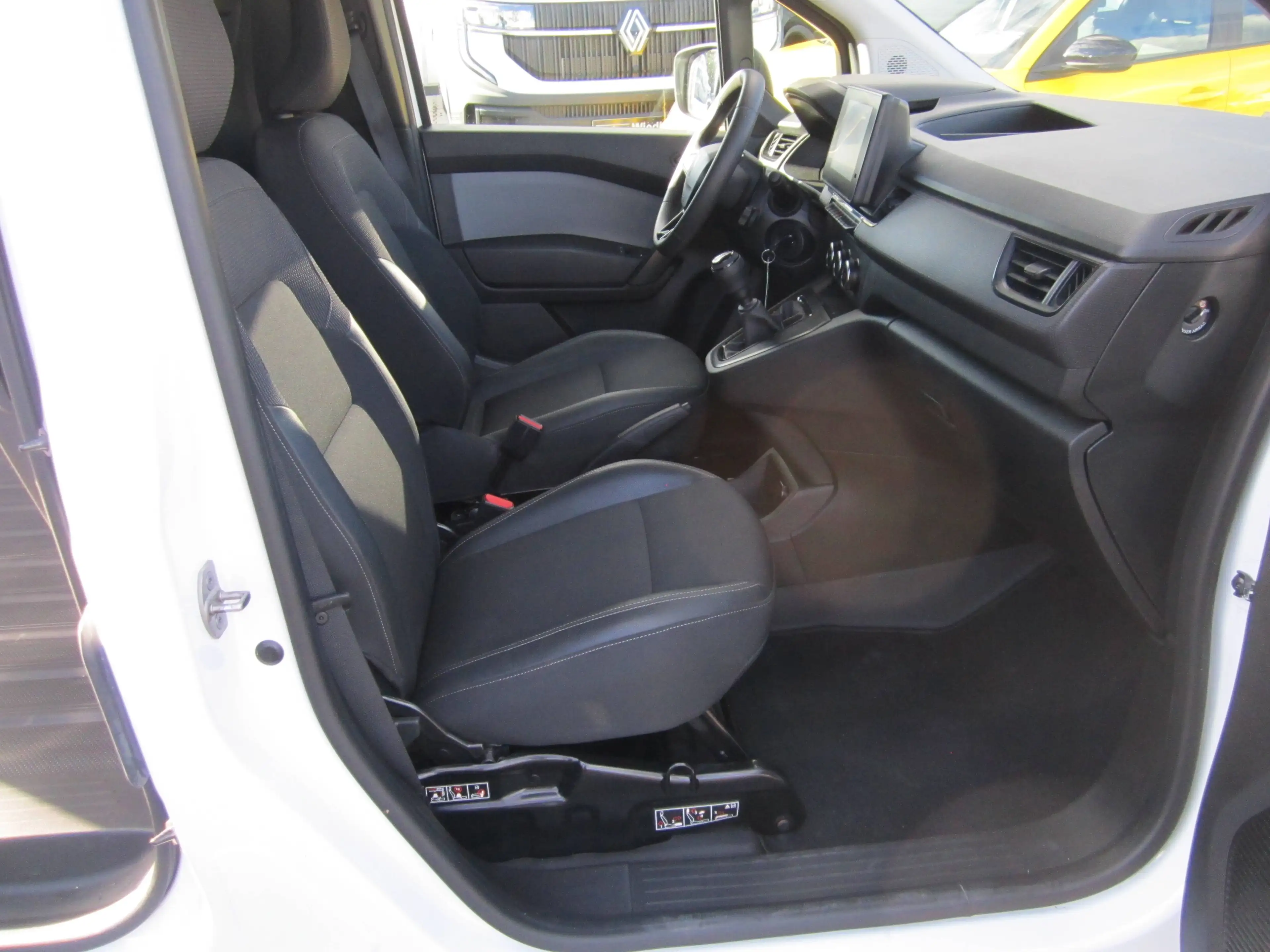 Renault Kangoo Rapid Advance dci 75 Klima — photo 13