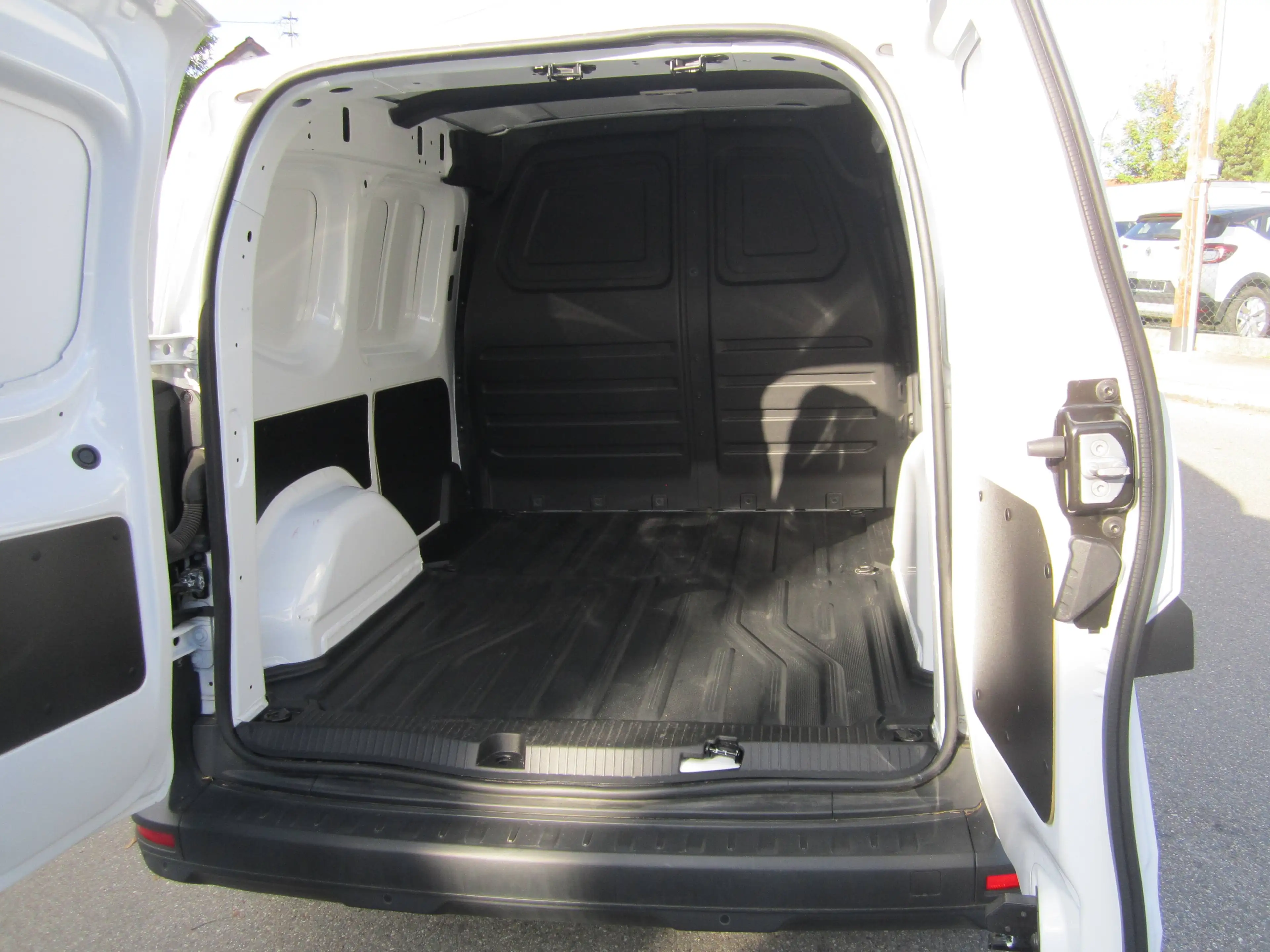 Renault Kangoo Rapid Advance dci 75 Klima — photo 11