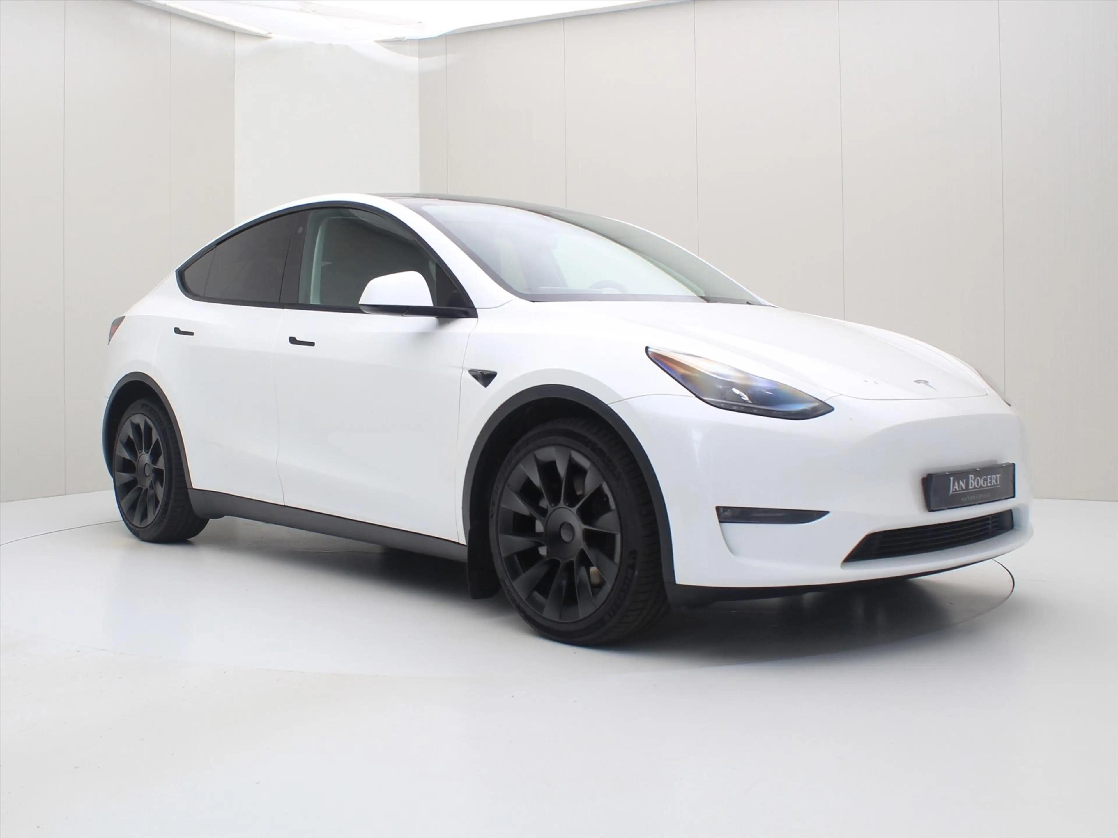 Tesla Model Y Long Range AWD 75kWh 351pk 95% SoH [ AMD RYZEN+AUT — photo 4