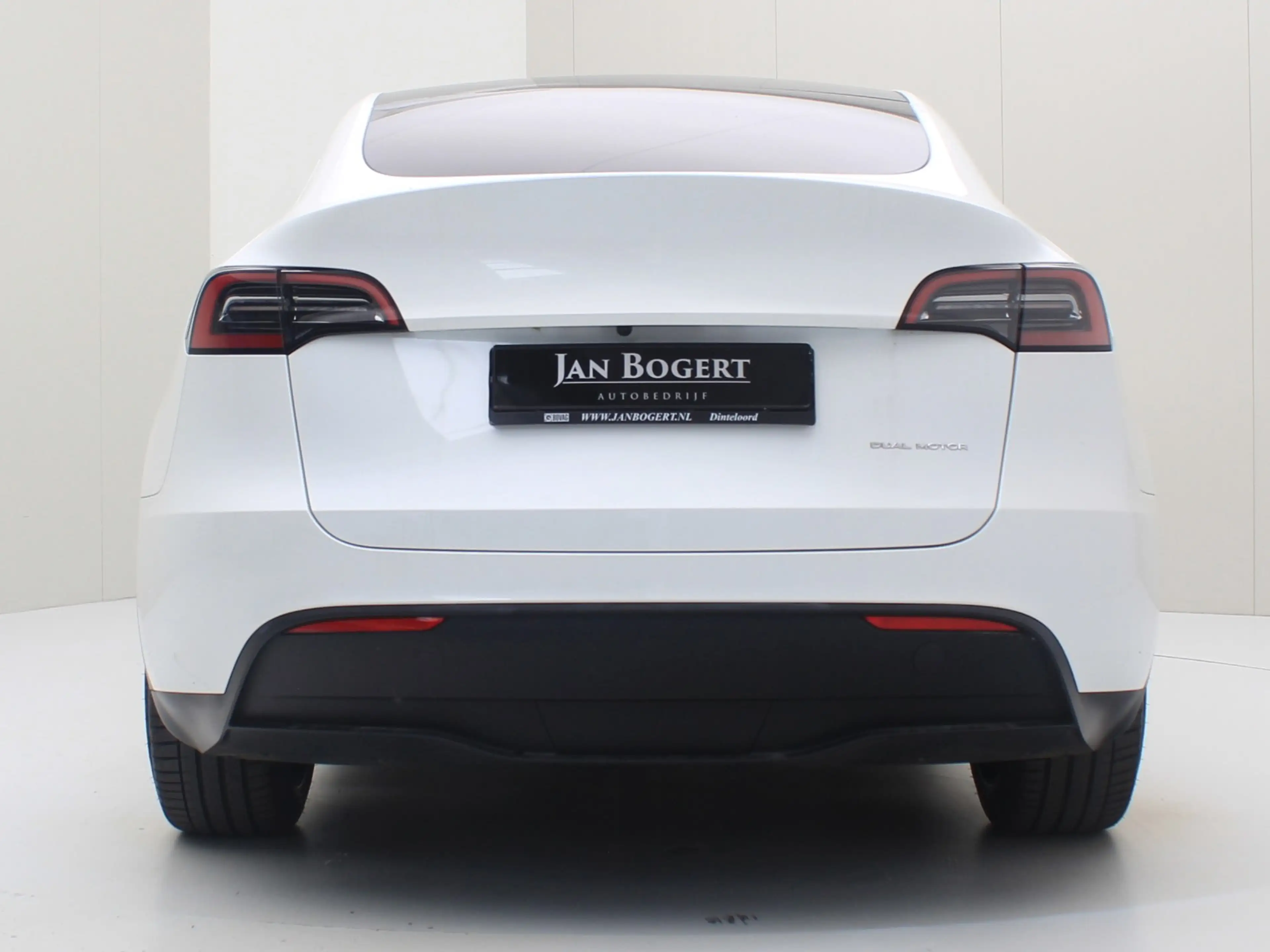 Tesla Model Y Long Range AWD 75kWh 351pk 95% SoH [ AMD RYZEN+AUT — photo 6