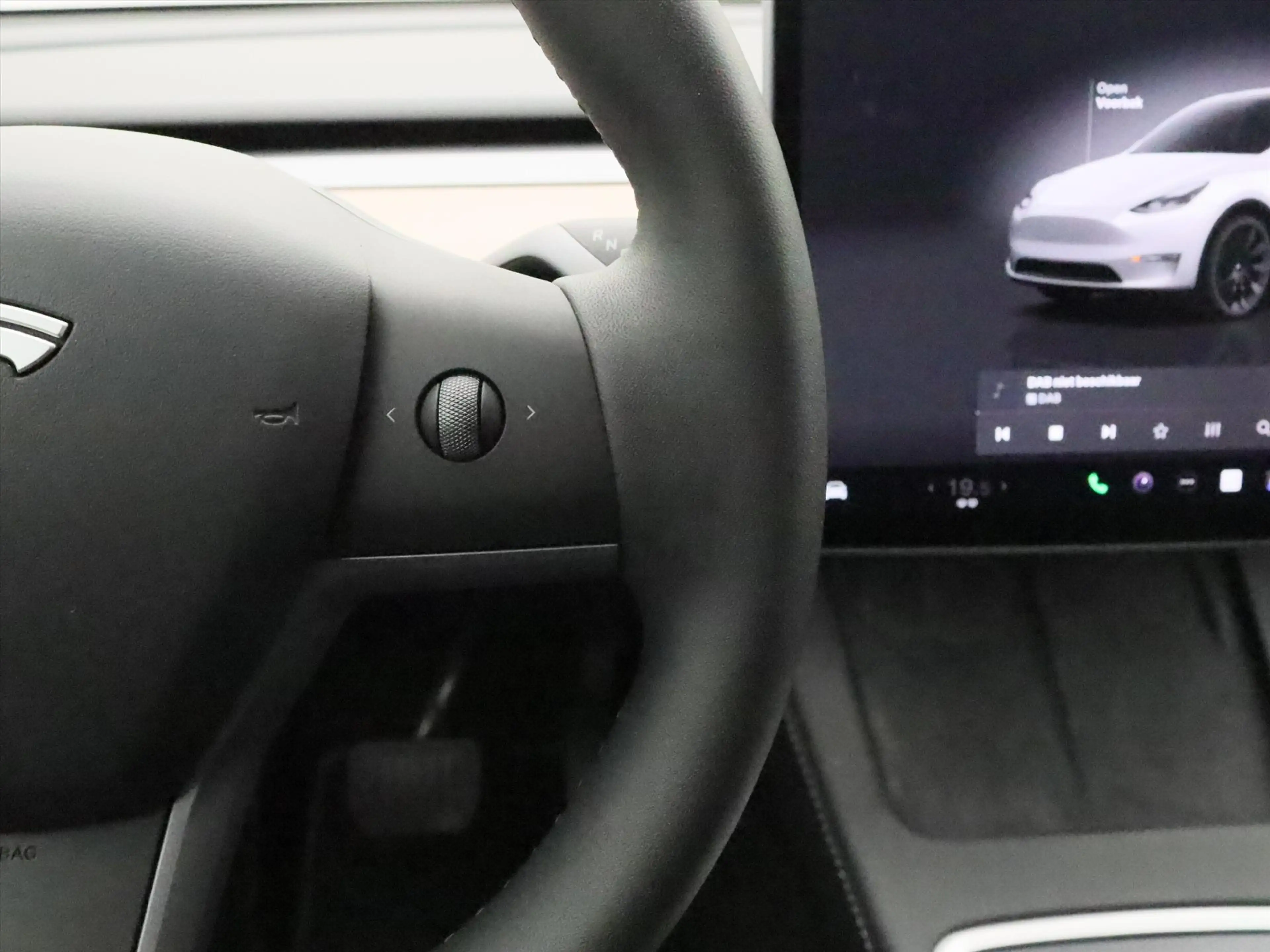 Tesla Model Y Long Range AWD 75kWh 351pk 95% SoH [ AMD RYZEN+AUT — photo 20