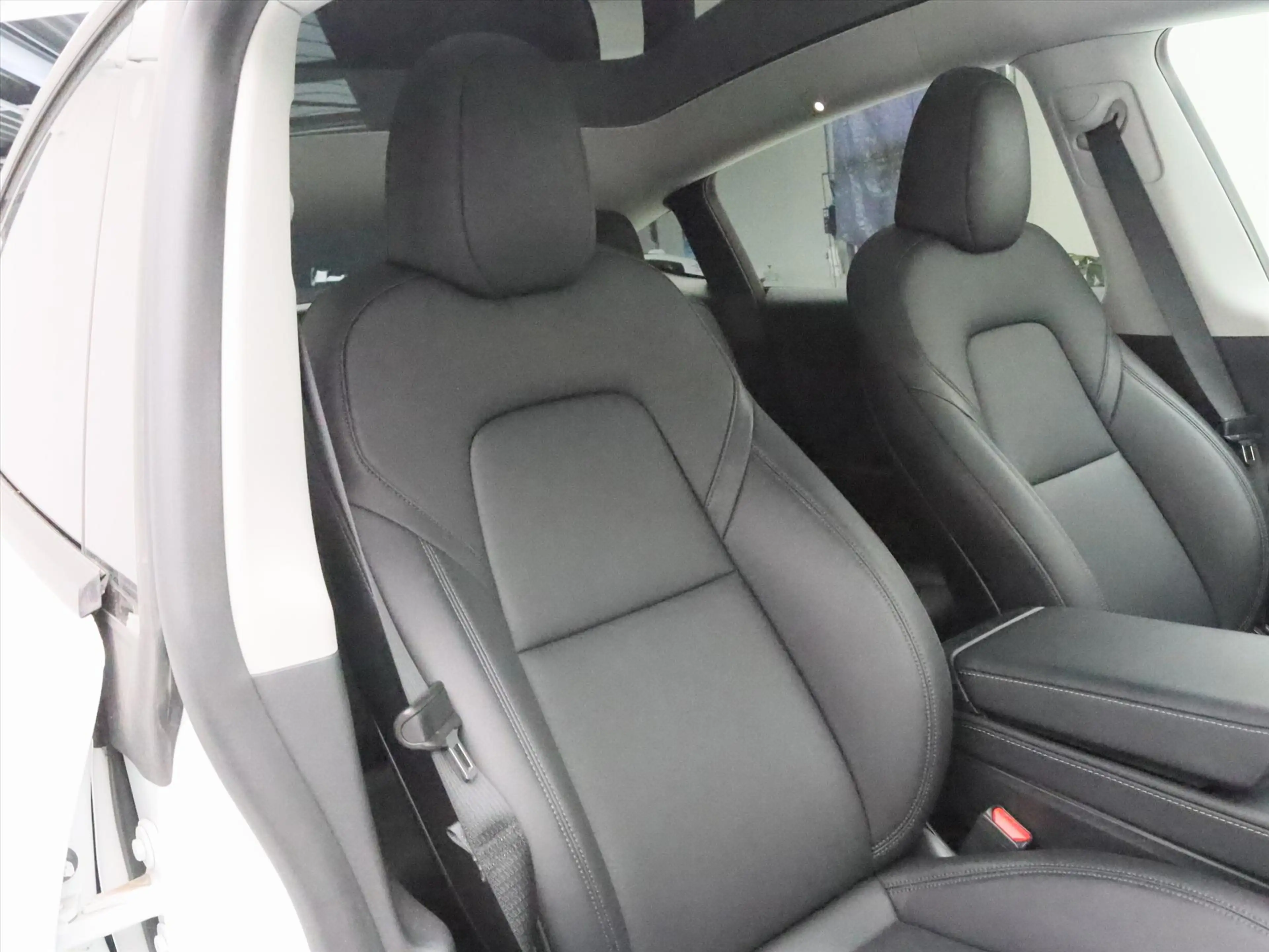 Tesla Model Y Long Range AWD 75kWh 351pk 95% SoH [ AMD RYZEN+AUT — photo 15
