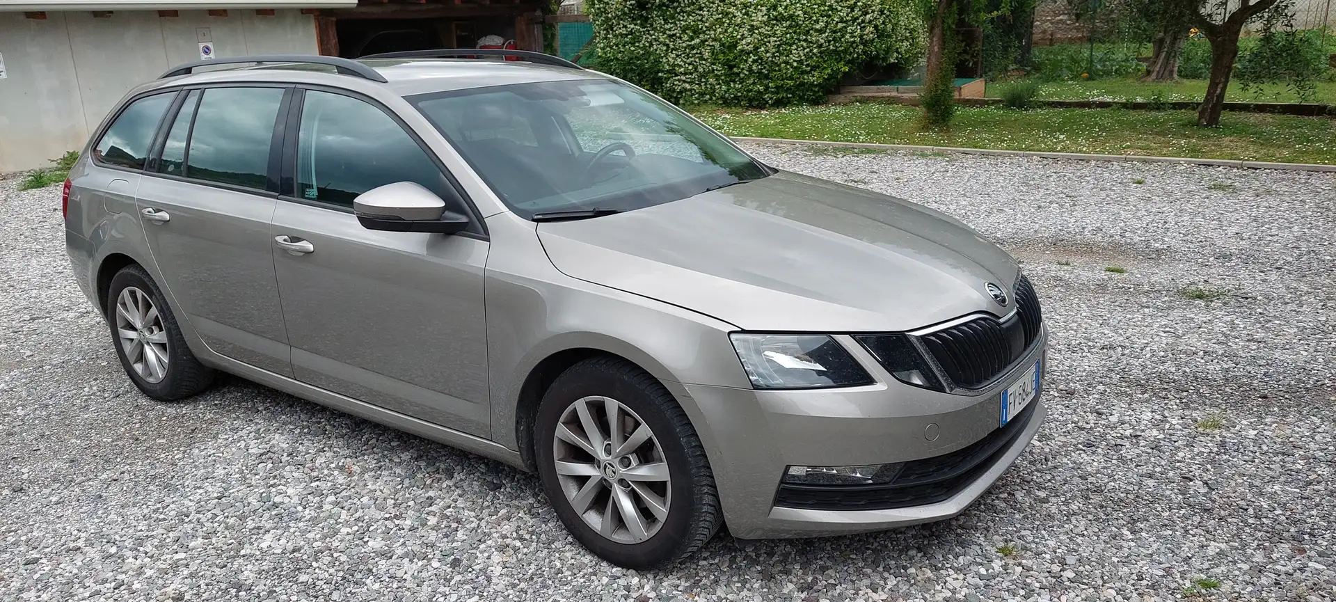 Skoda Octavia 1.5 GTech DSG Executive Brąz - 1