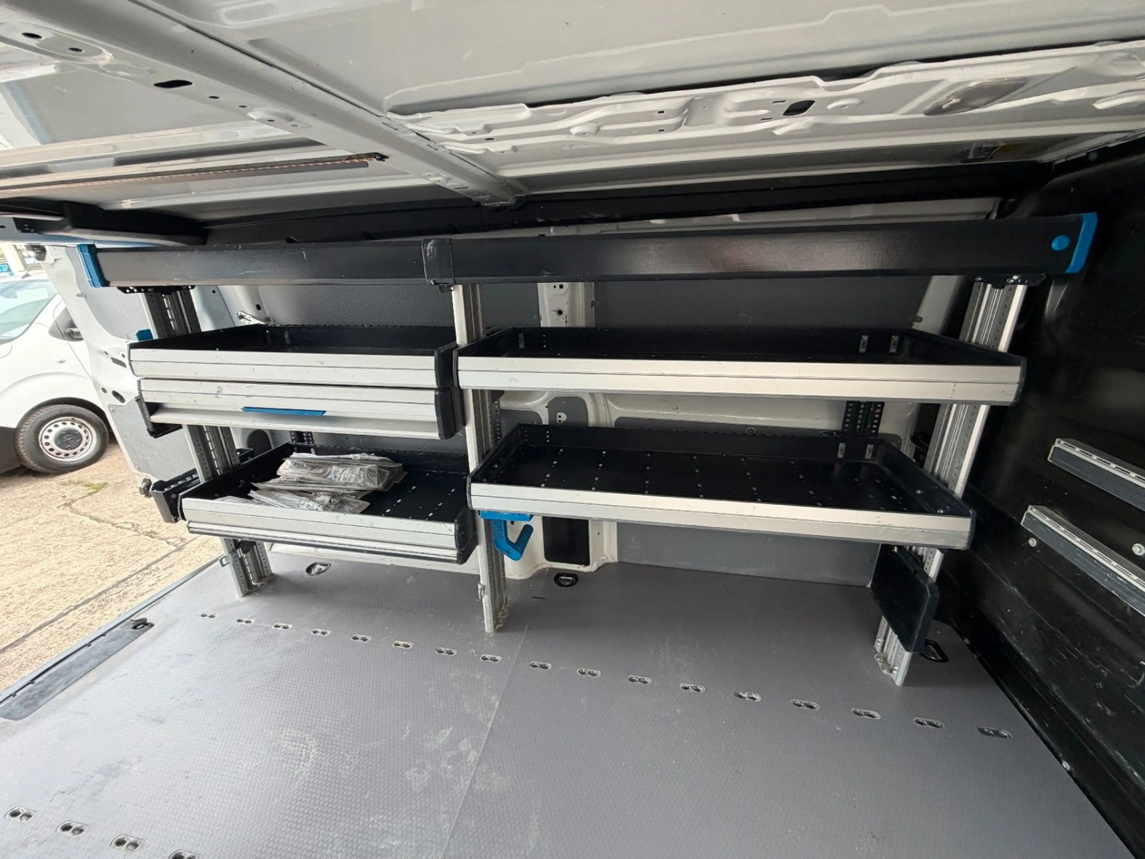 Opel Vivaro Kasten Edition L *1x SORTIMO*KLIM*3-SITZ* — photo 13