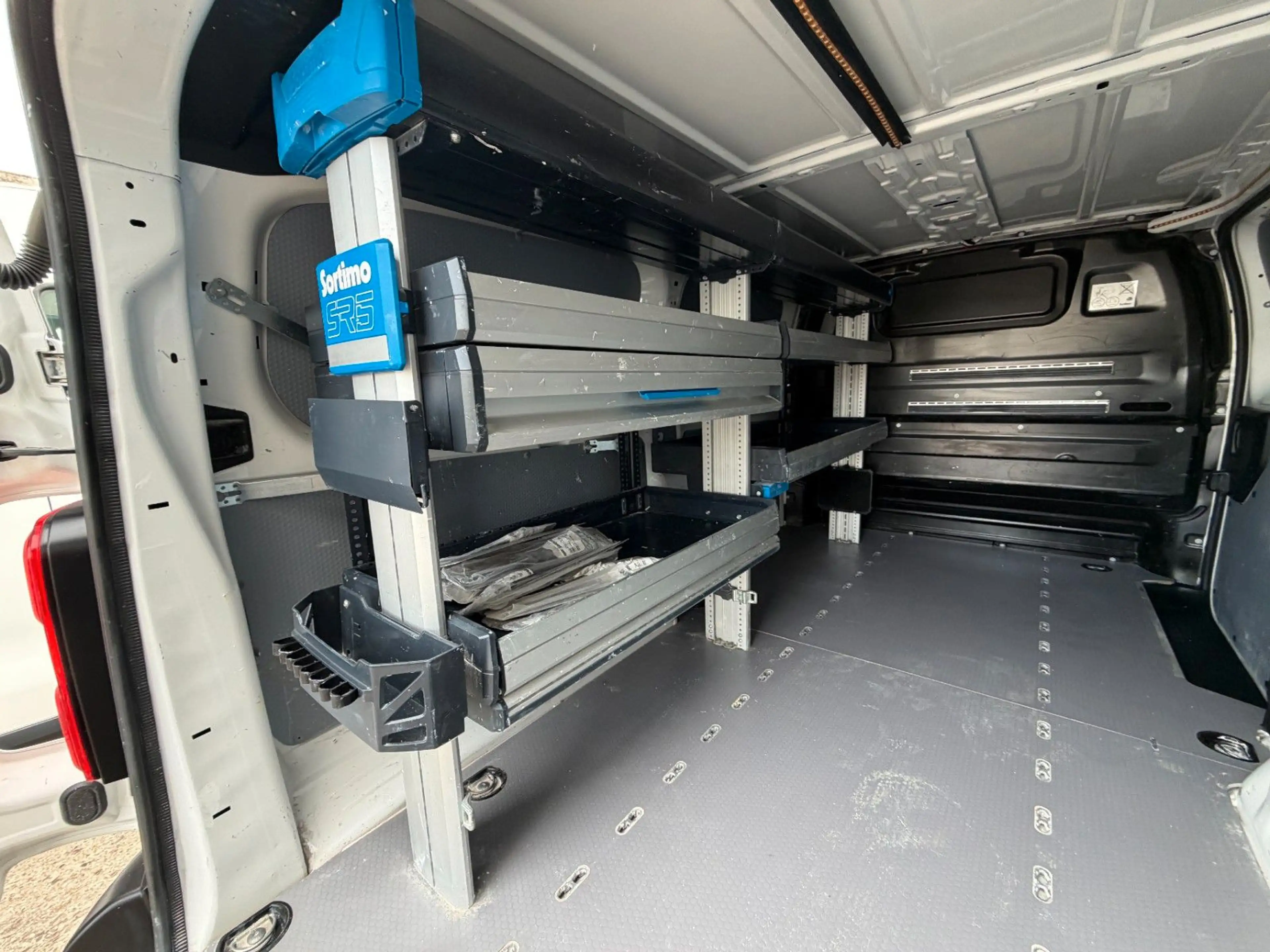 Opel Vivaro Kasten Edition L *1x SORTIMO*KLIM*3-SITZ* — photo 11