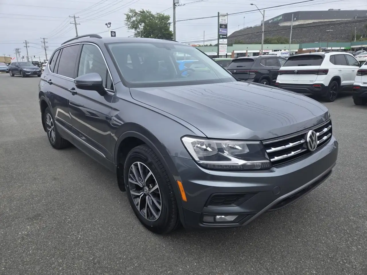Volkswagen Tiguan снимка Volkswagen Tiguan