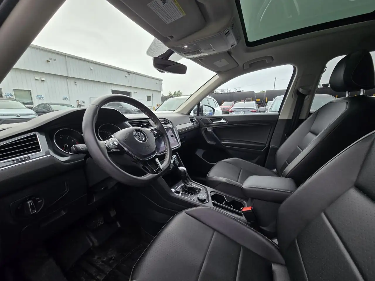 Volkswagen Tiguan снимка Volkswagen Tiguan