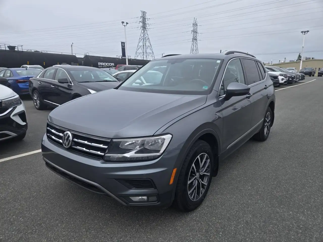 Volkswagen Tiguan снимка Volkswagen Tiguan