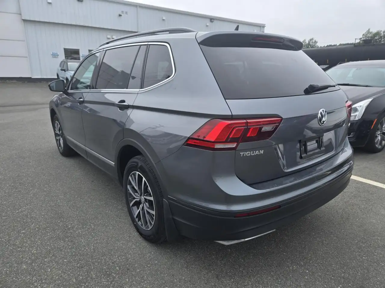 Volkswagen Tiguan снимка Volkswagen Tiguan
