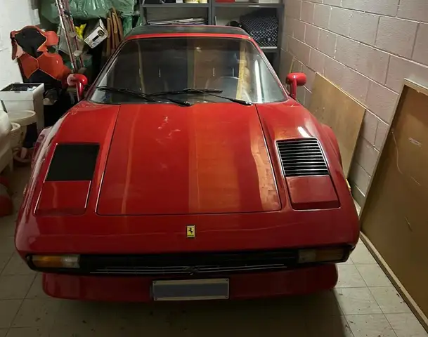 Ferrari 208 GTS Carburatori