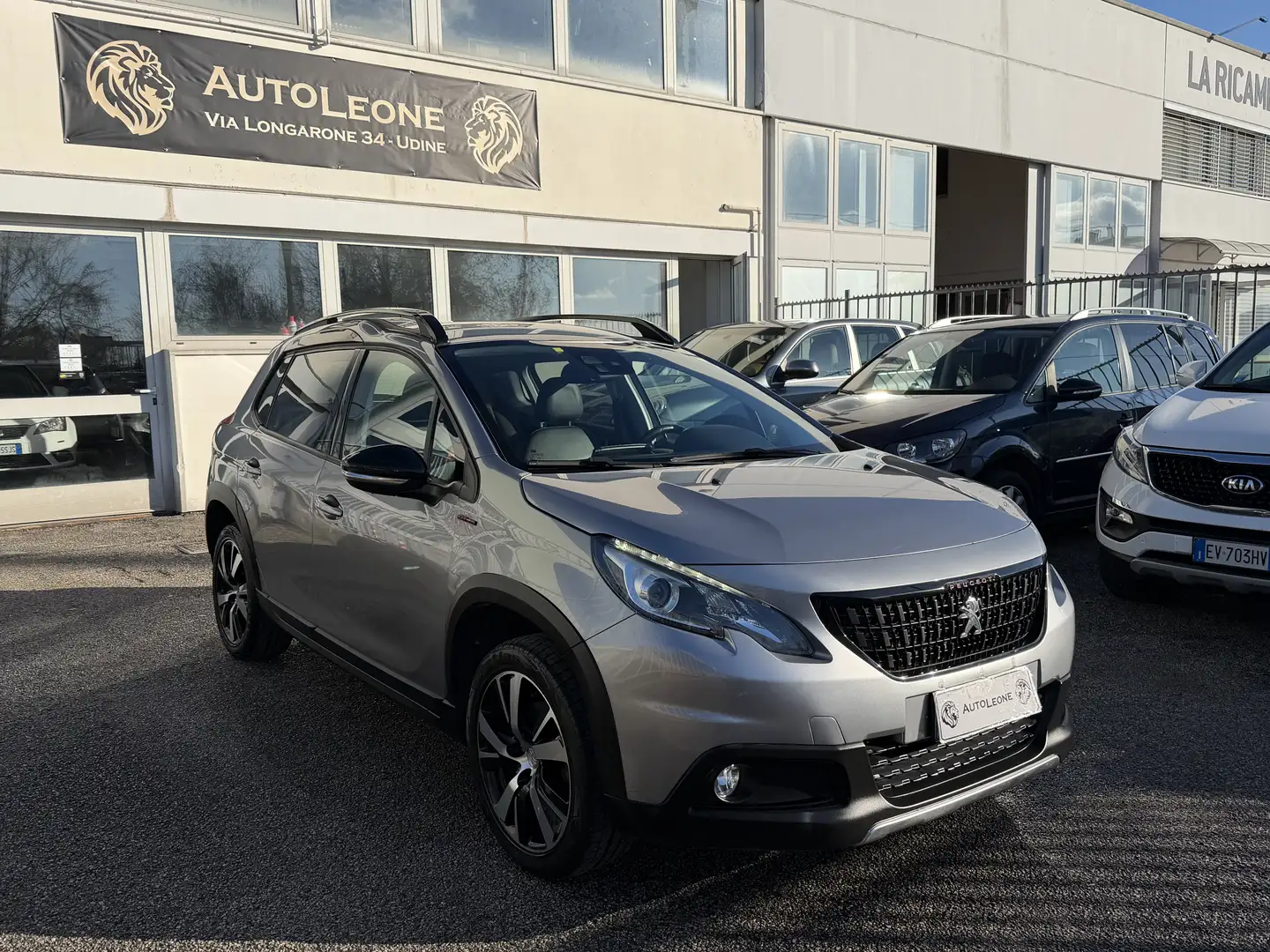 Peugeot 2008 1.2 puretech Gt Line s&s 110cv Grigio - 1