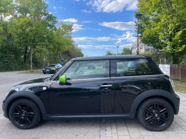 Mini Hatch view 2